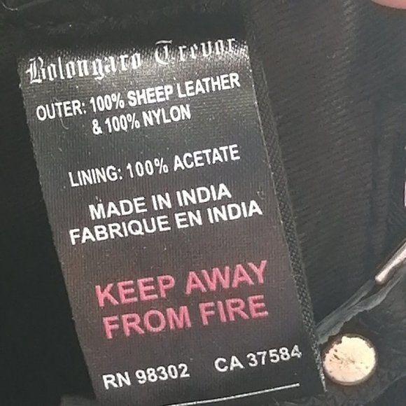 Bolongaro Trevor Leather Crossbody Bag Black Adjustable Strap Zip Close NEW - Picture 5 of 5